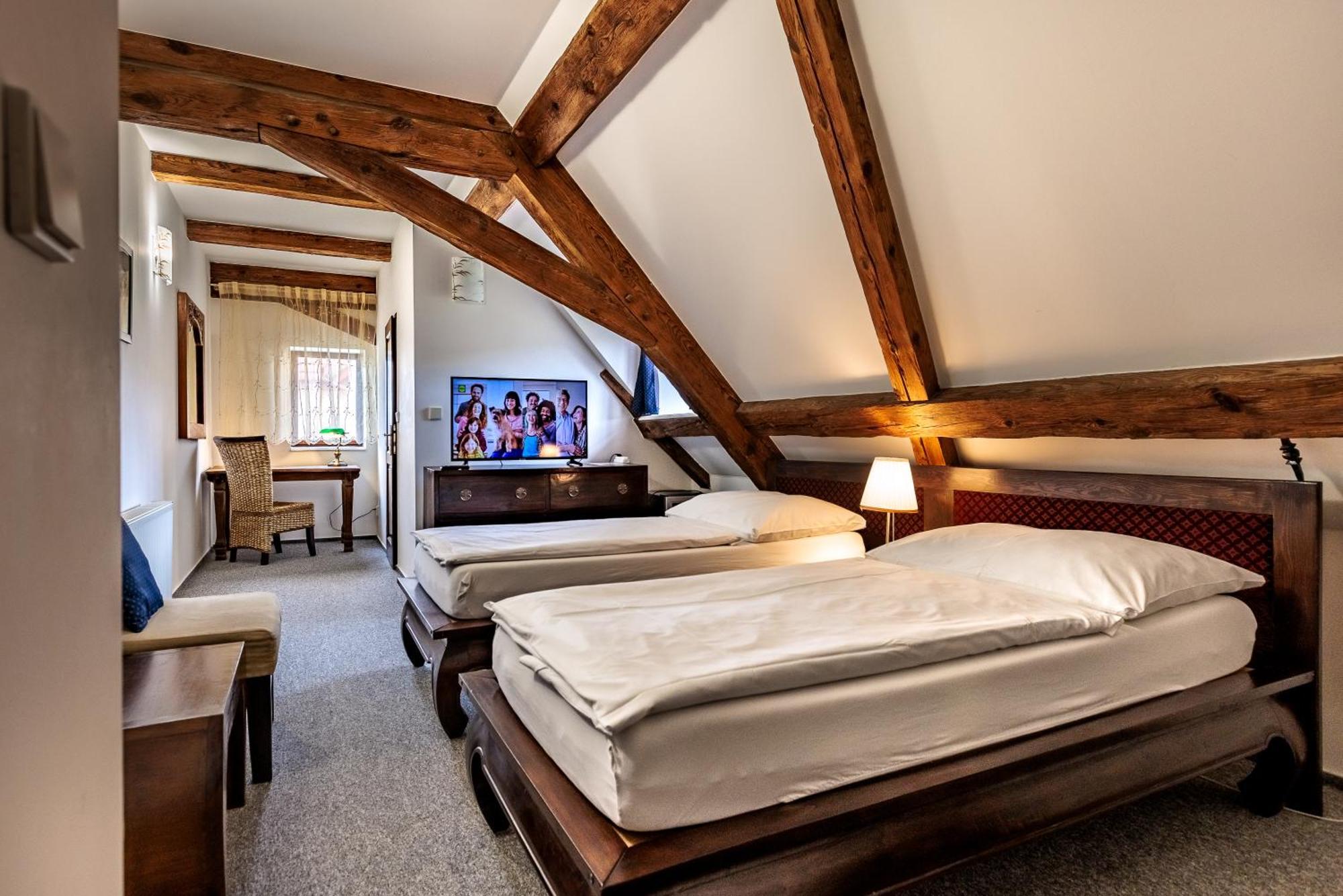 Barokni Spejchar Otel Tlučná Dış mekan fotoğraf