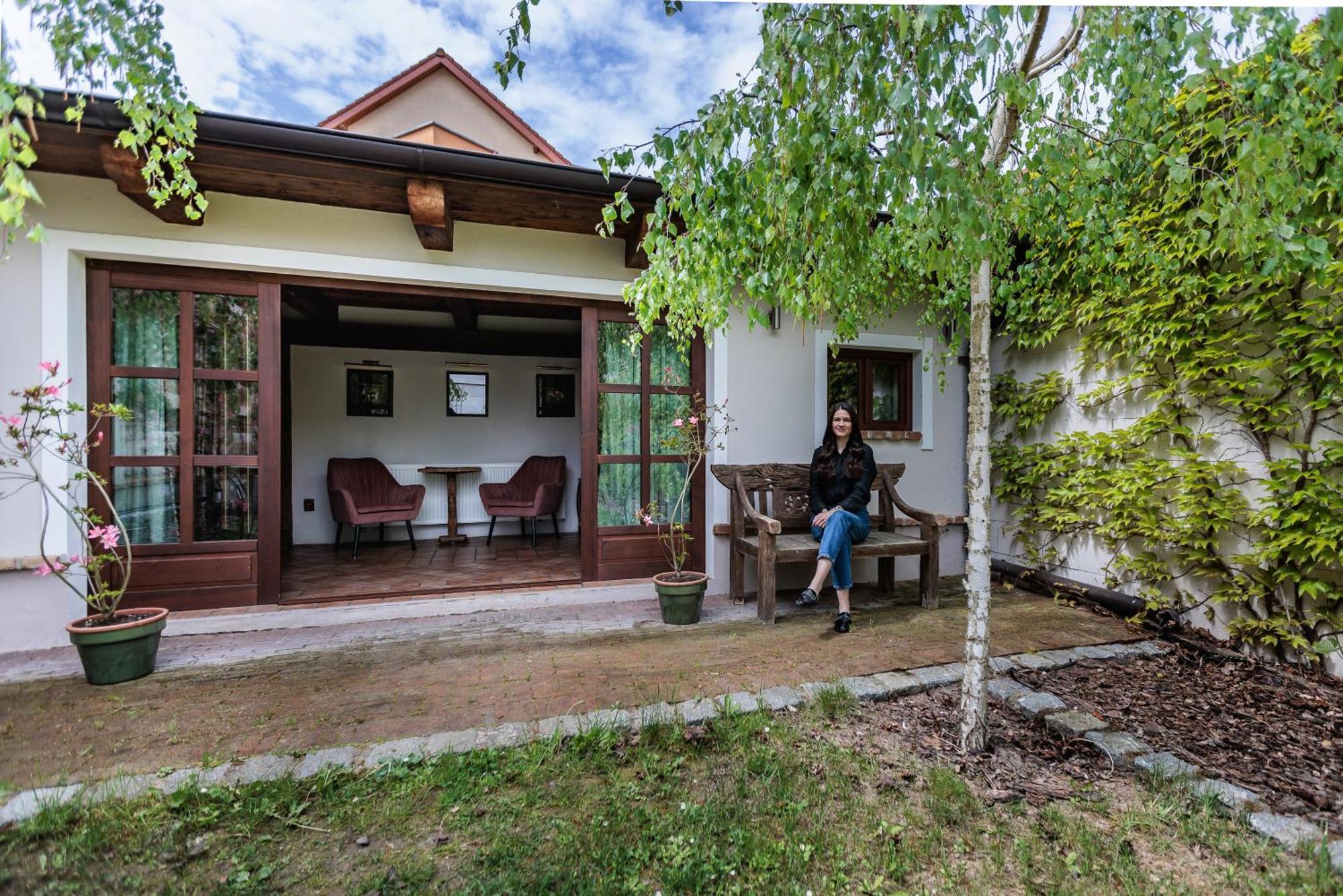Barokni Spejchar Otel Tlučná Dış mekan fotoğraf